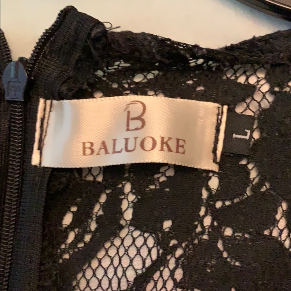 Baluoke Dress - Picture 2 of 4